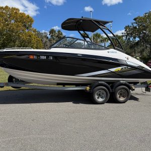 2019 Yamaha AR 210