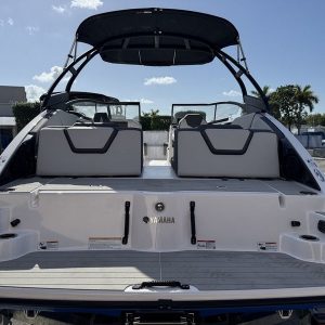 2025 Yamaha AR250