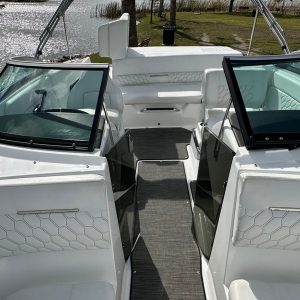 2022 Four Winns H1