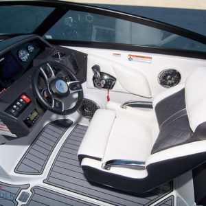2023 Monterey M6